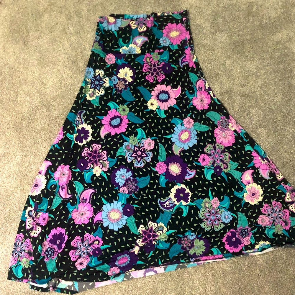 LuLaRoe Maxi Skirt Size Large